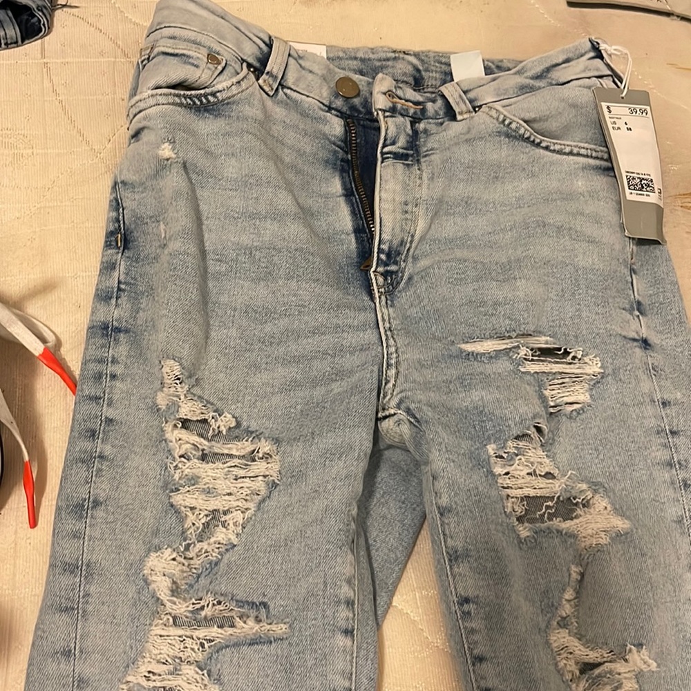Brand new woman Jeans